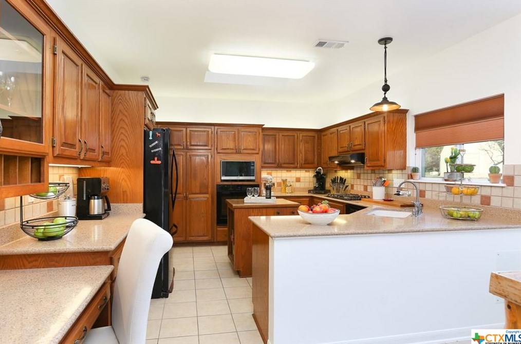 891 Bendel Ranch Rd, New Braunfels TX 78133-5914 exterior