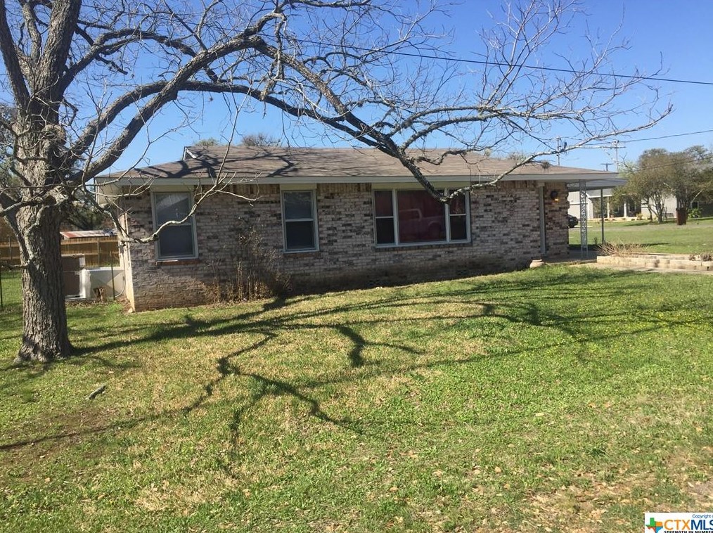 621 Dartmouth St, San Marcos, TX 78666-4059