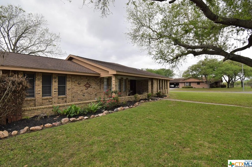 123 Spyglass Hill St, Green Lake, TX 77979