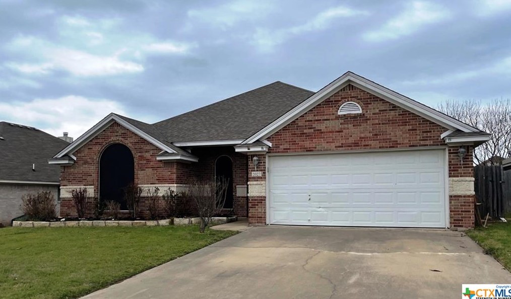 2027 Stonehenge Dr, Killeen, TX 76548-2342