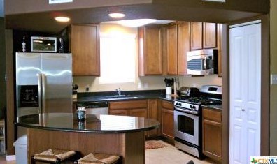 112 Rush Haven #a/b, San Marcos, TX 78666