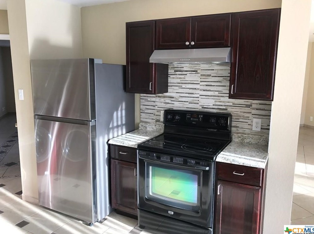 3422 Old Spanish Trl, Seguin, TX 78155