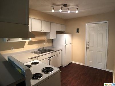 1241 N Lbj Dr #a, San Marcos, TX 78666