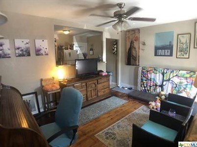 301 Cardinal St #301, San Marcos, TX 78666