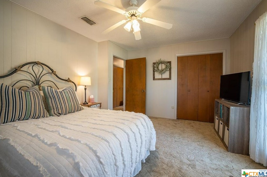 561 Beverly Ln, New Braunfels TX 78130-6147 exterior