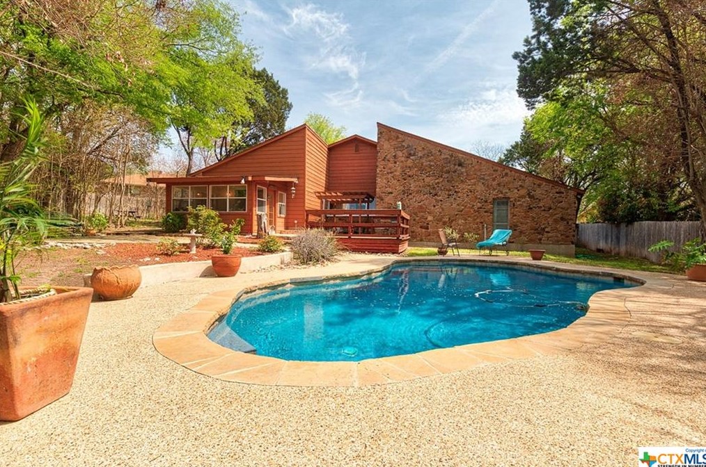 103 Suzanne Ln, Killeen, TX 76548-1441