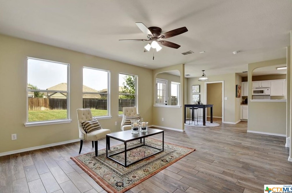 2473 Medina Dr, New Braunfels TX 78130-3185 exterior