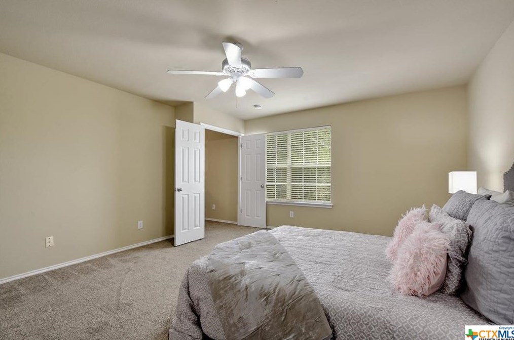 2473 Medina Dr, New Braunfels TX 78130-3185 exterior