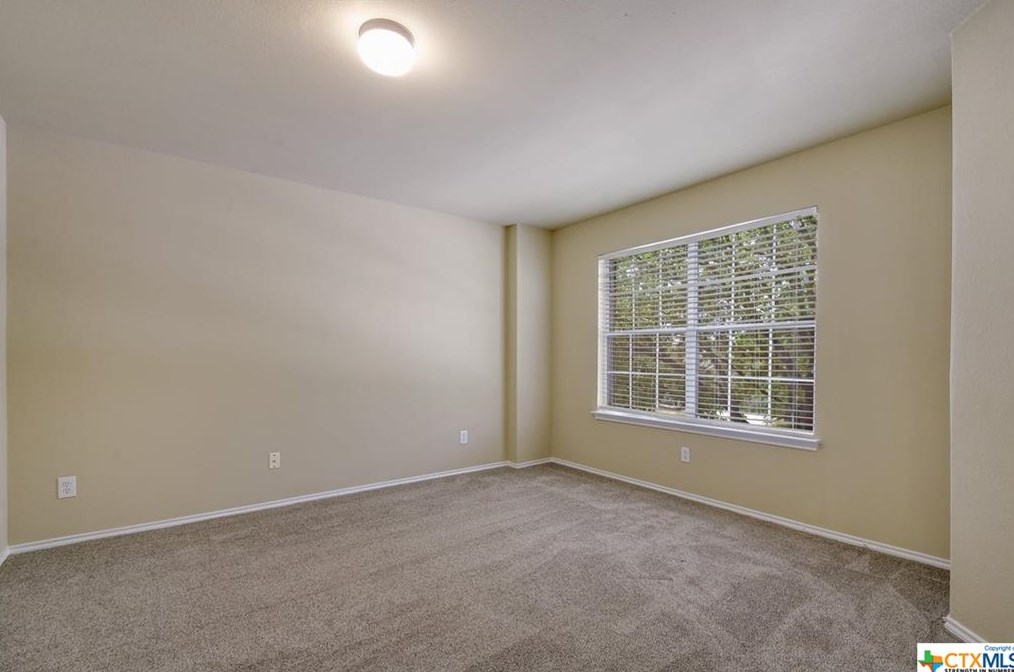 2473 Medina Dr, New Braunfels TX 78130-3185 exterior