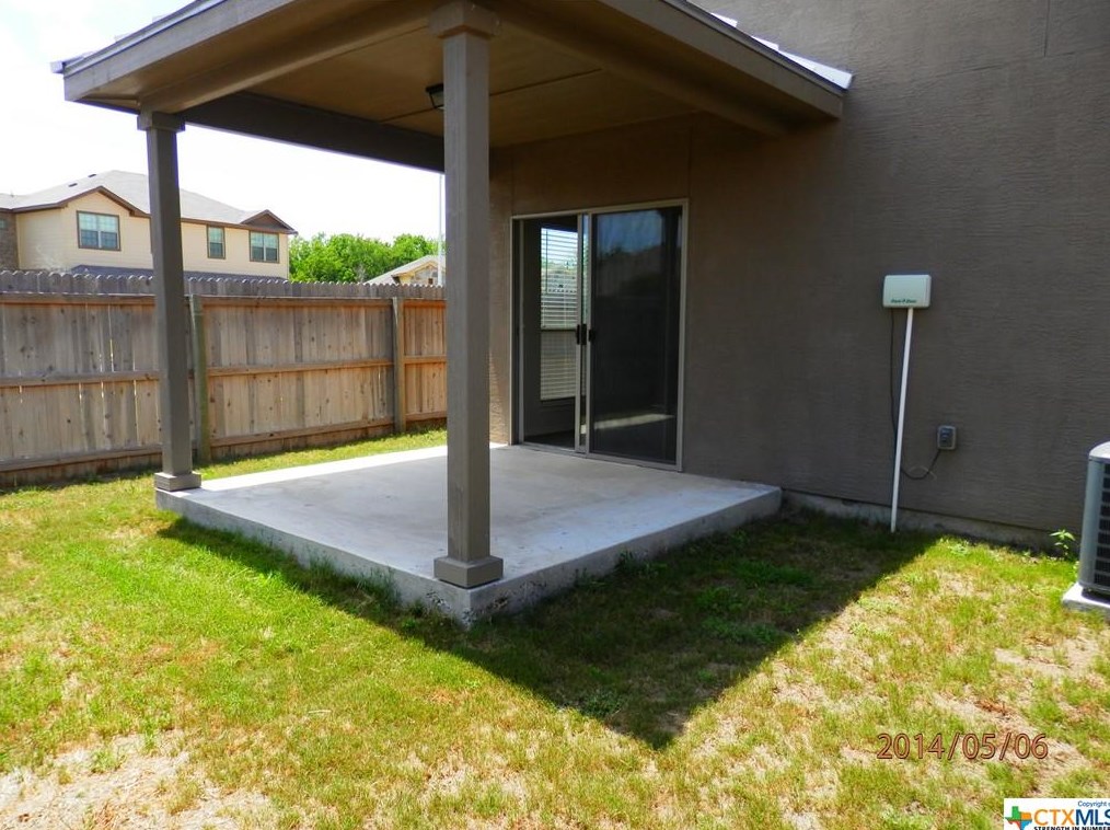 1016 Brown Rock Dr, New Braunfels TX  78130-2754 exterior