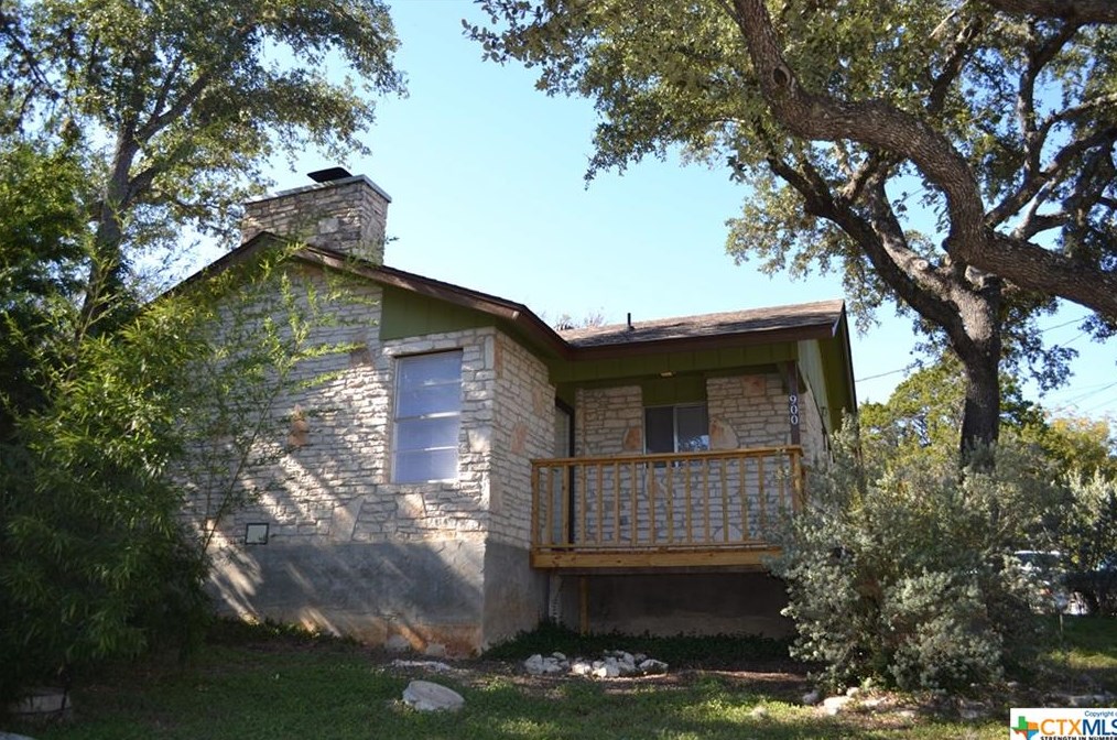 900 Hillyer St, San Marcos, TX 78666