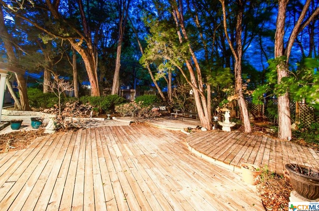 842 Timber Dr, New Braunfels TX 78130-6629 exterior