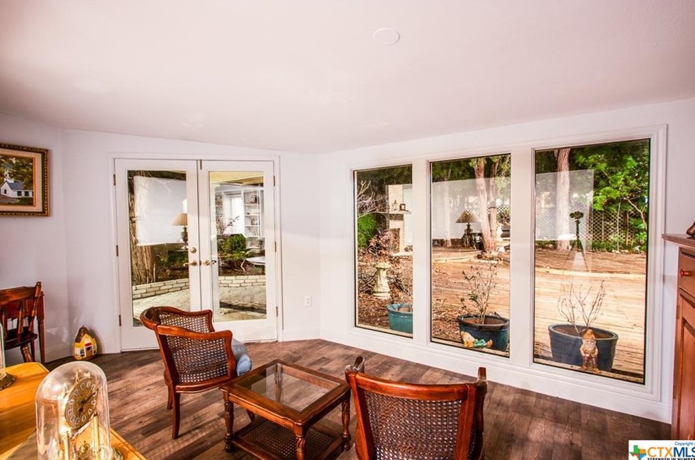 842 Timber Dr, New Braunfels TX 78130-6629 exterior