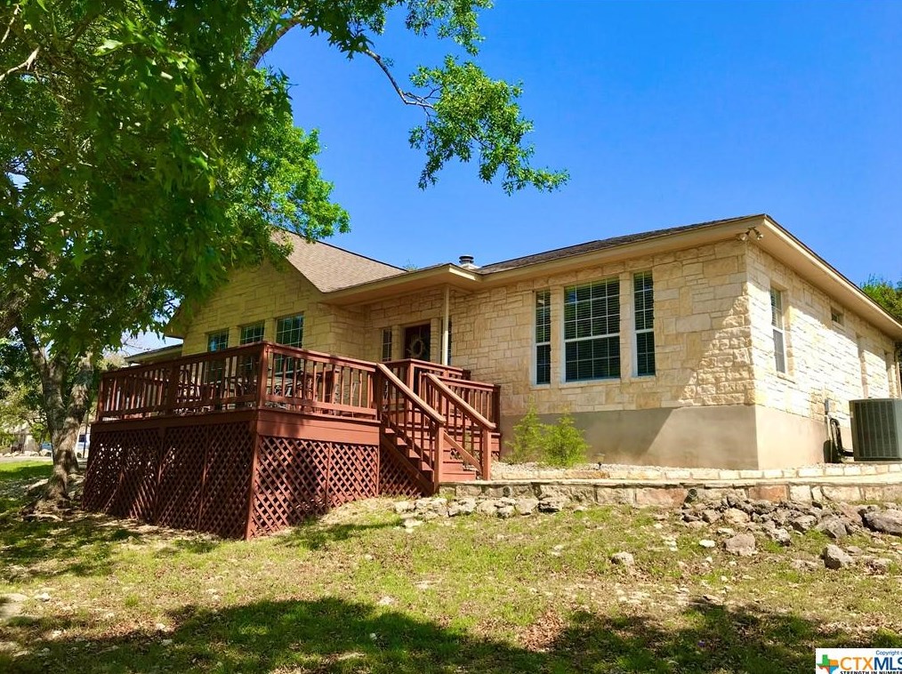2545 Connie Dr, New Braunfels, TX 78133-5263