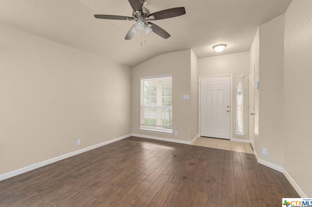 732 Guna Dr, New Braunfels TX 78130-2012 exterior