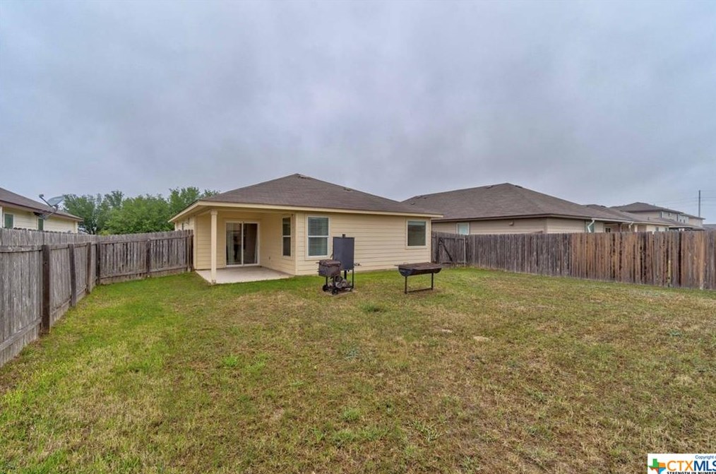 732 Guna Dr, New Braunfels TX 78130-2012 exterior
