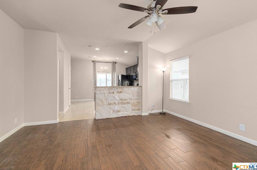 732 Guna Dr, New Braunfels TX 78130-2012 exterior