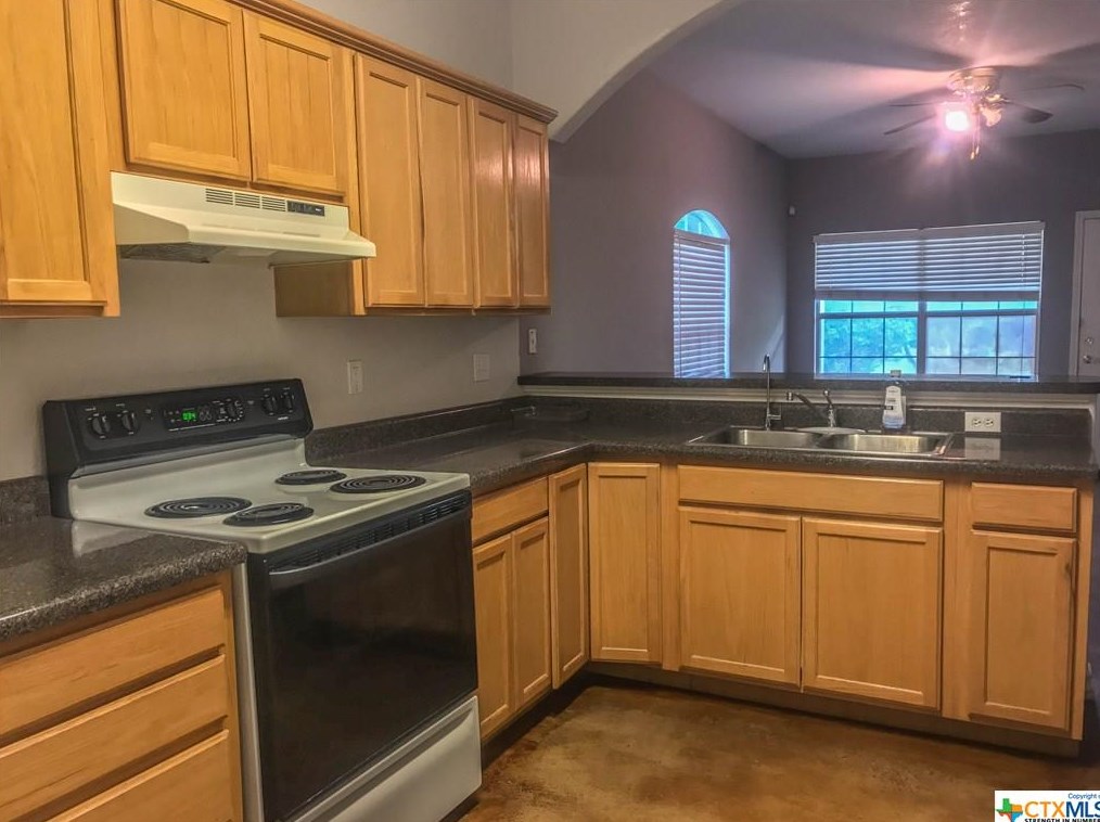 1080 Rainbow Dr Unit 2, Spring Branch, TX 78070