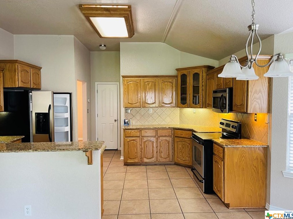 718 Tundra Dr, Killeen TX  76548-2697 exterior