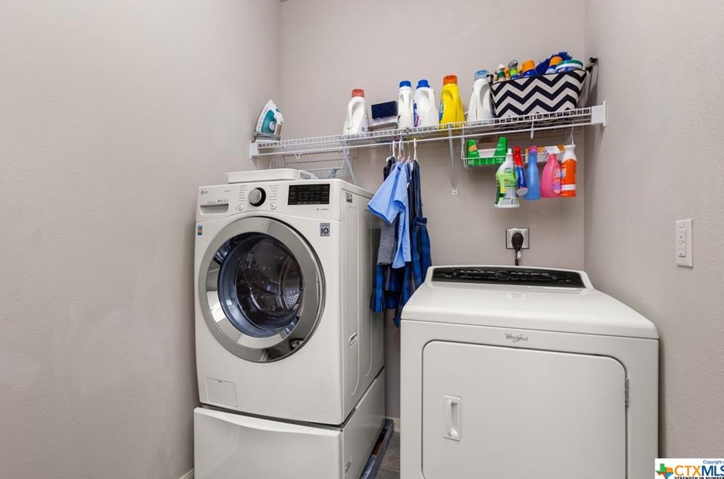 2219 Cotton Blvd, New Braunfels TX 78130-2456 exterior