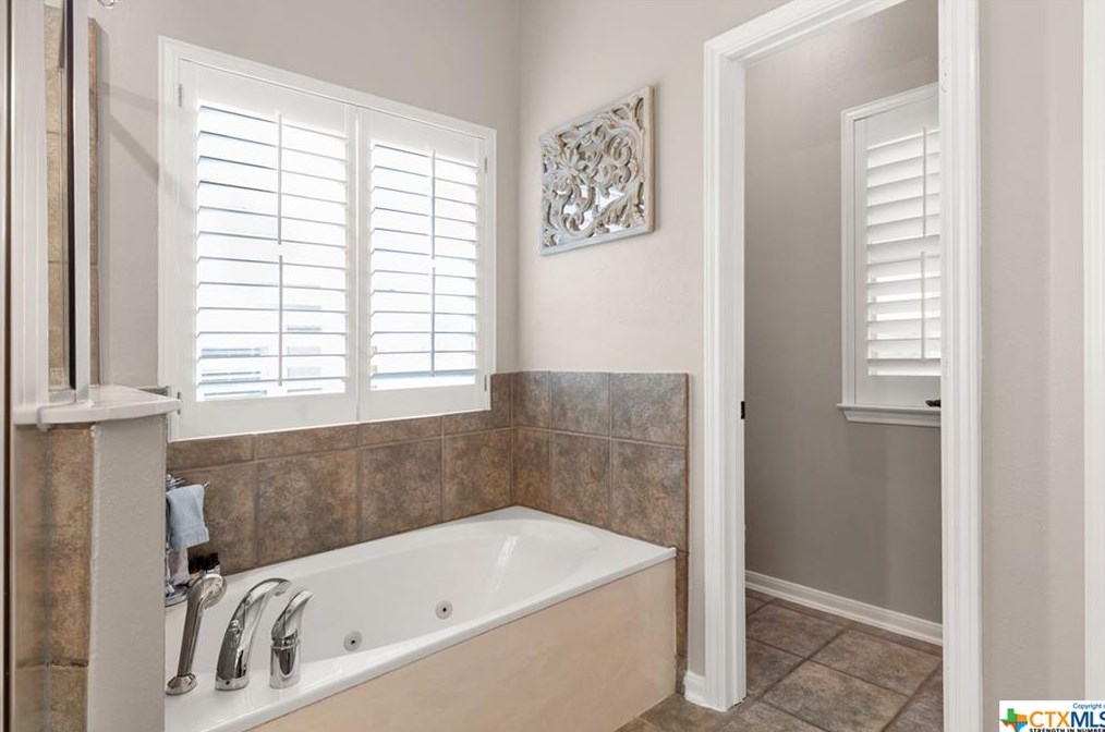 2219 Cotton Blvd, New Braunfels TX 78130-2456 exterior