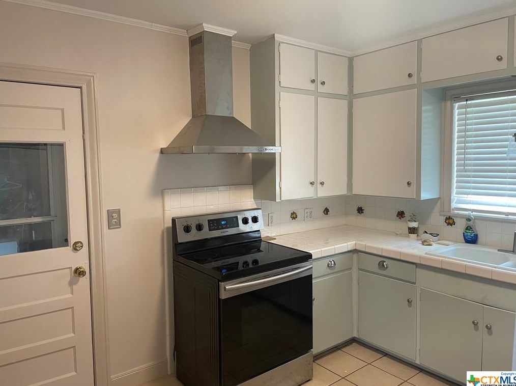 1508 N Wheeler St, Victoria, TX 77901