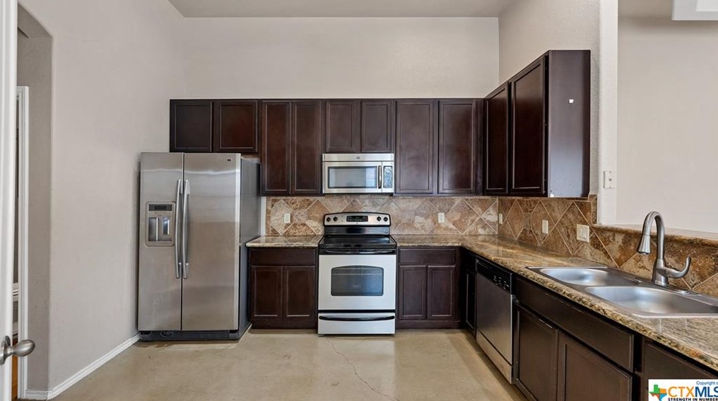 245 Anne Louise Dr #a, New Braunfels, TX 78130