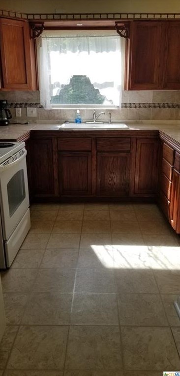 607 Patton Dr, Killeen, TX 76541-5677