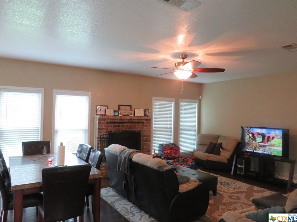 707 Jason Dr, Killeen, TX 76548