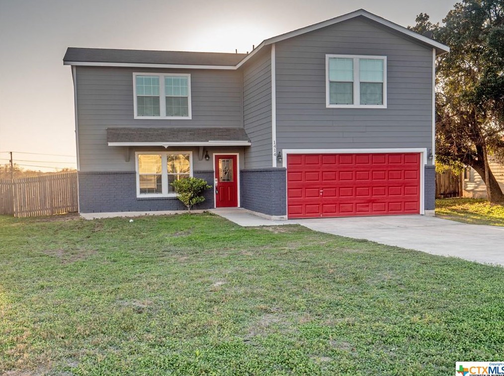 1414 Cap Ridge Peak, New Braunfels, TX 78130-3473