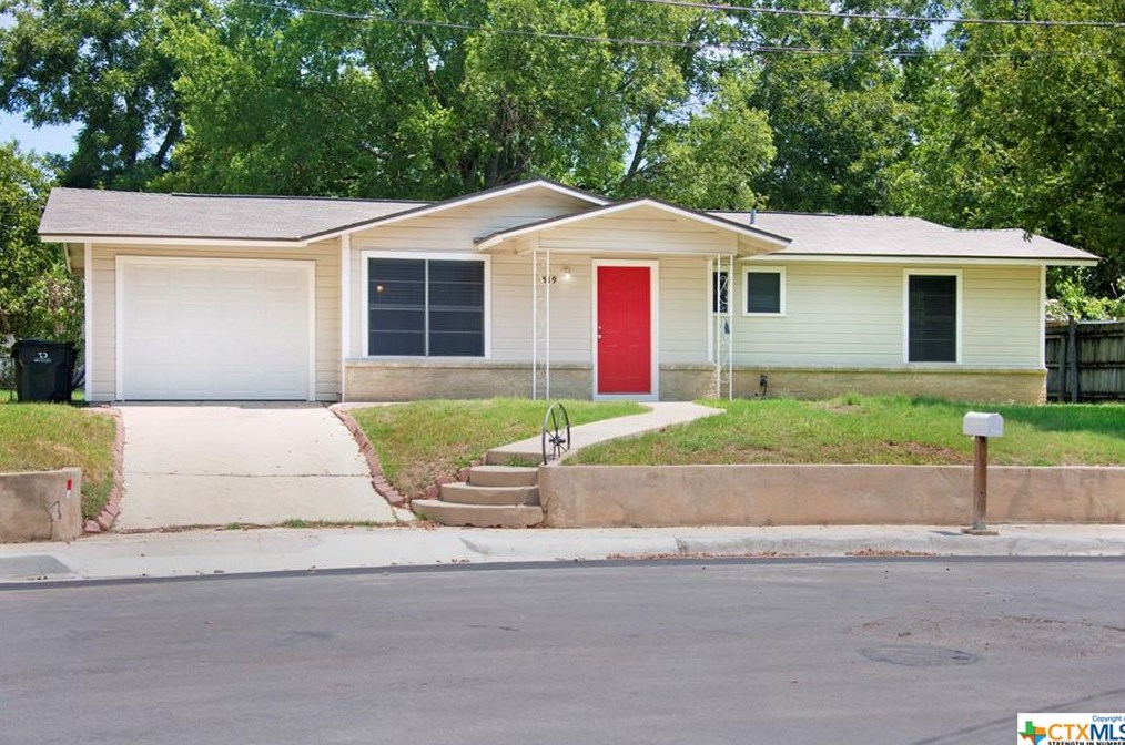 519 Mcgehee St, San Marcos, TX 78666