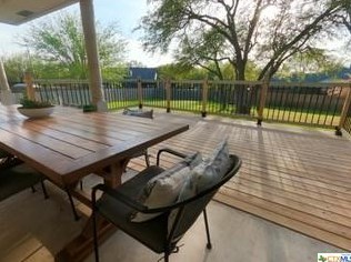 12824 Stonegate Trl, Morgans Point, TX 76513