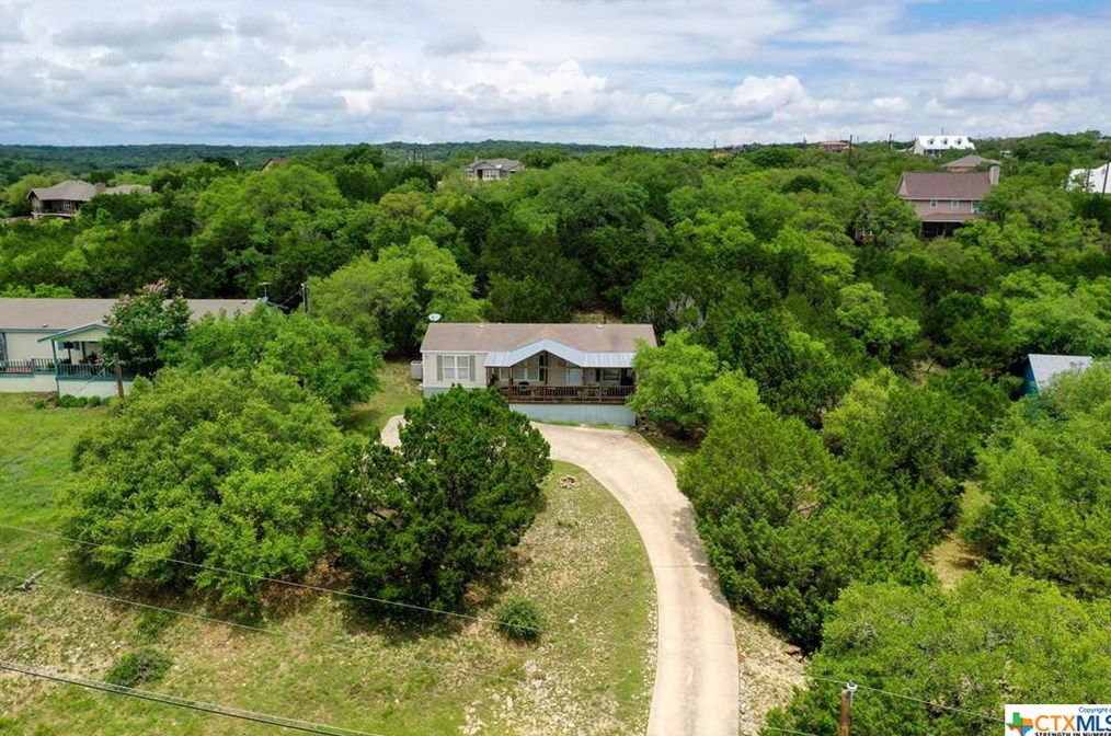 1502 Cyn Trce, New Braunfels TX  78133-2145 exterior