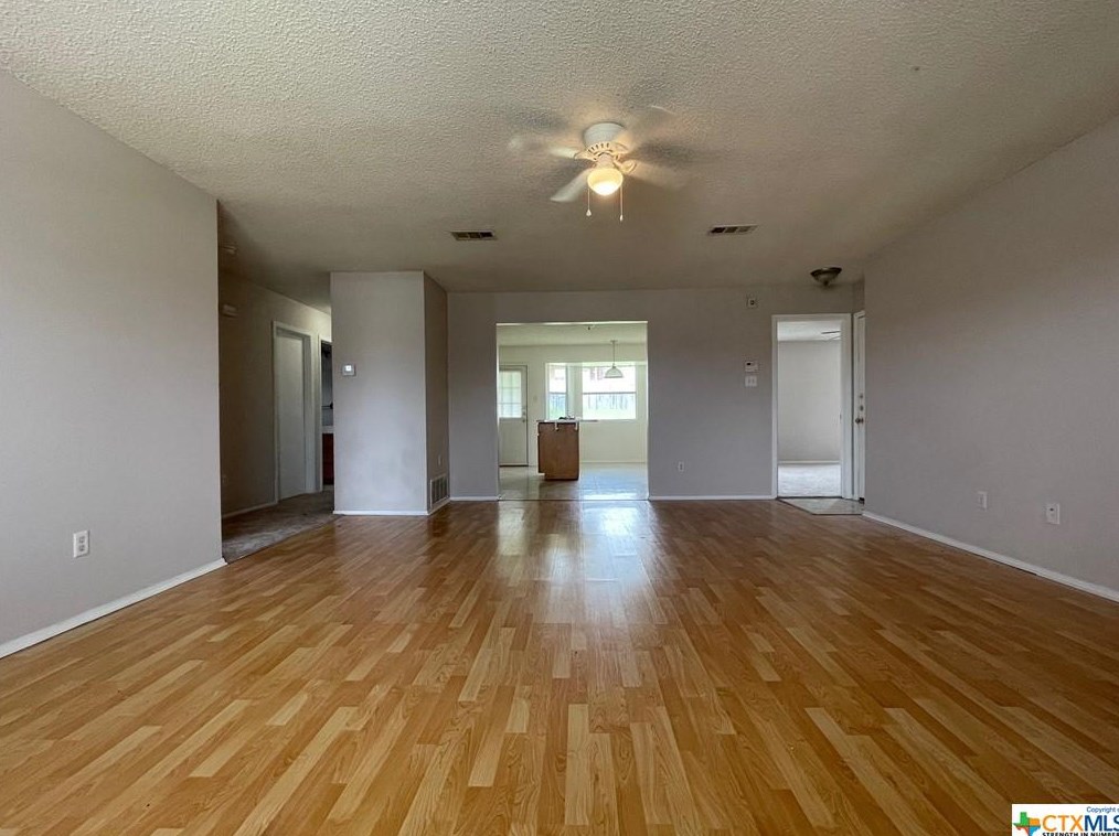 4205 Waterproof, Killeen, TX 76549-4217