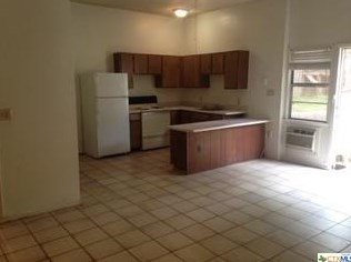 1410 Marlton St #6, San Marcos, TX 78666