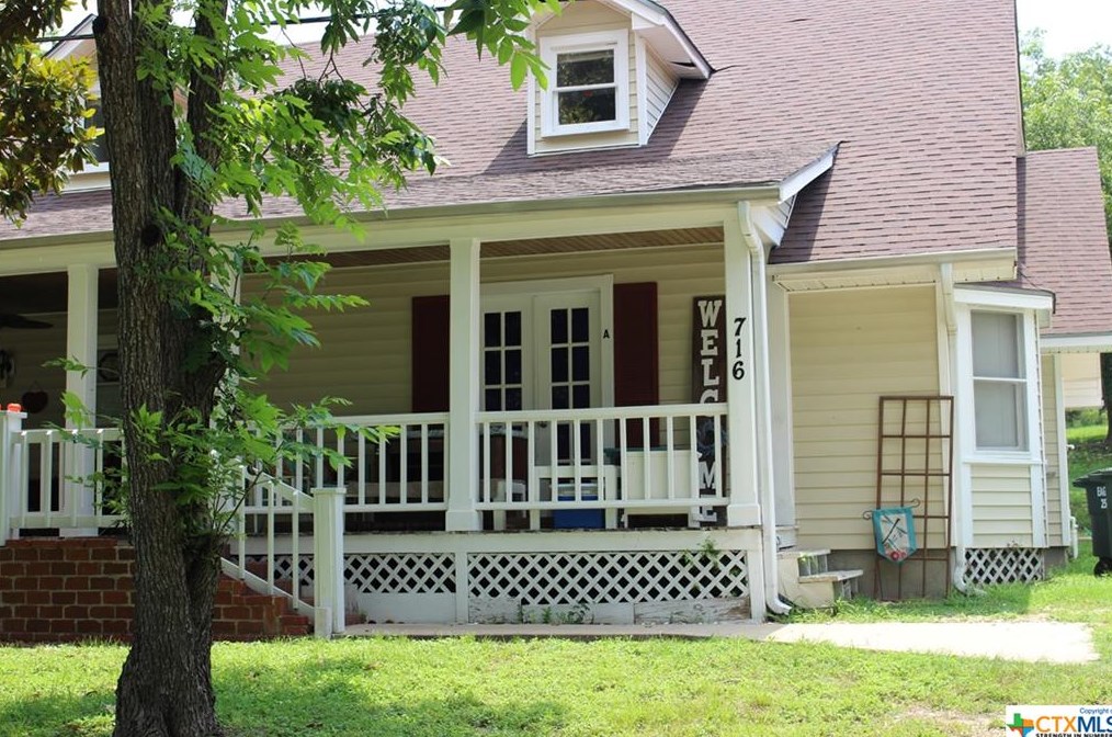 716 Center Cir #a, Salado, TX 76571