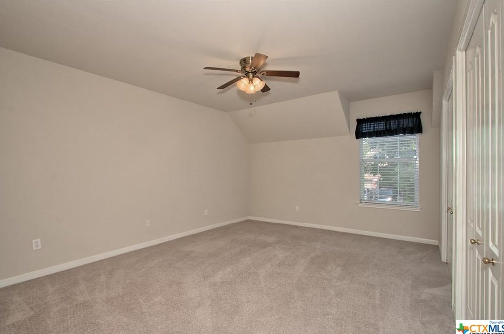 617 Evergreen Ln, New Braunfels TX exterior