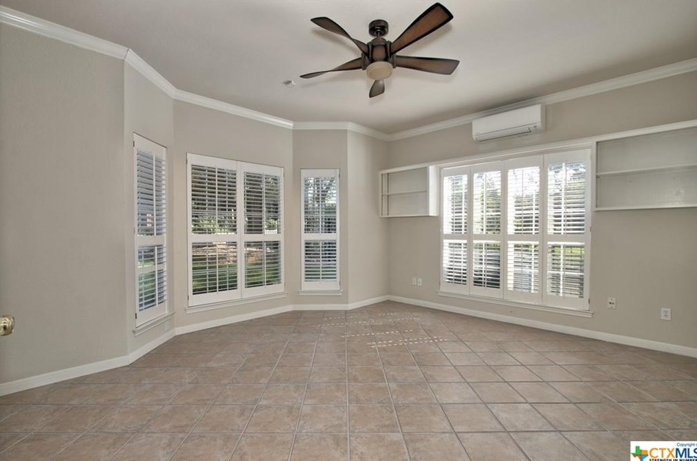 617 Evergreen Ln, New Braunfels TX exterior