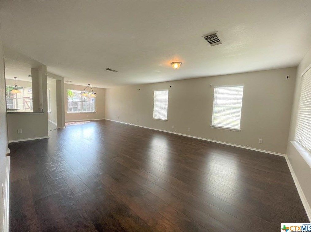 822 Crossing Dr, New Braunfels TX  78130-2664 exterior