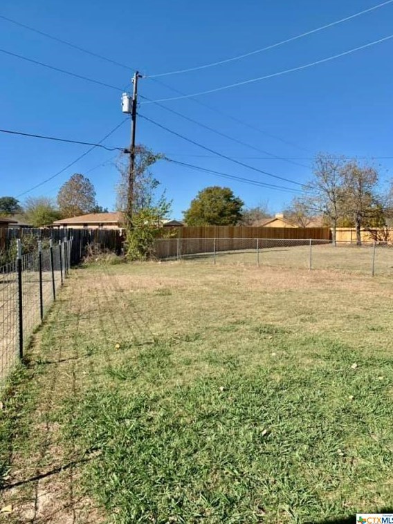 105 Valley Cir, Gatesville, TX 76528-3046