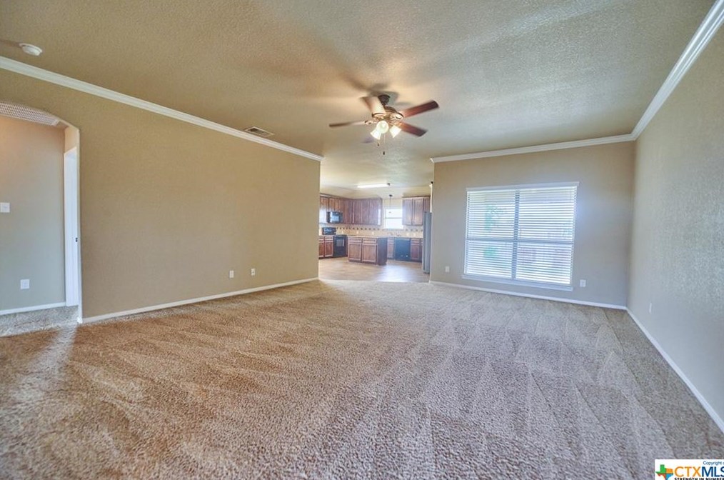 9709 Kaitlyn Dr, Killeen, TX 76542-6090