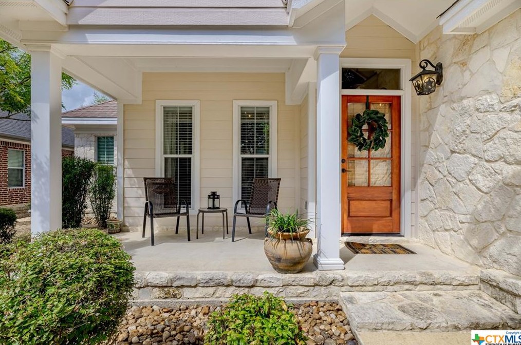 2317 Cotton Blvd, New Braunfels TX  78130-2487 exterior