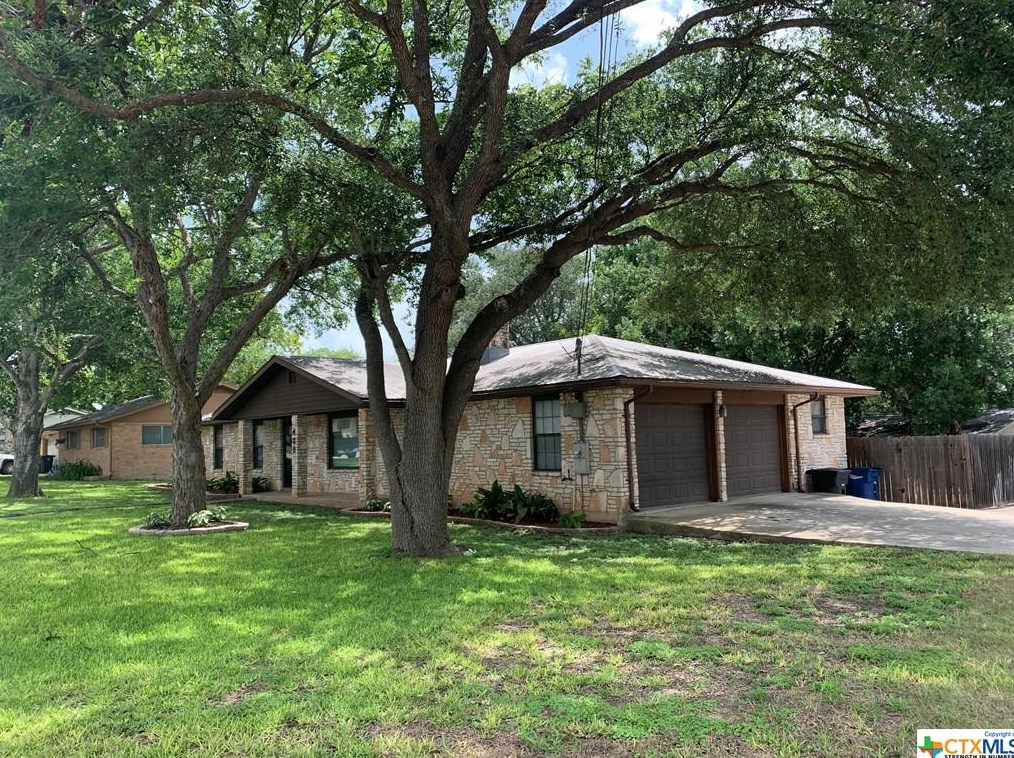 422 Granada Dr, New Braunfels, TX 78130