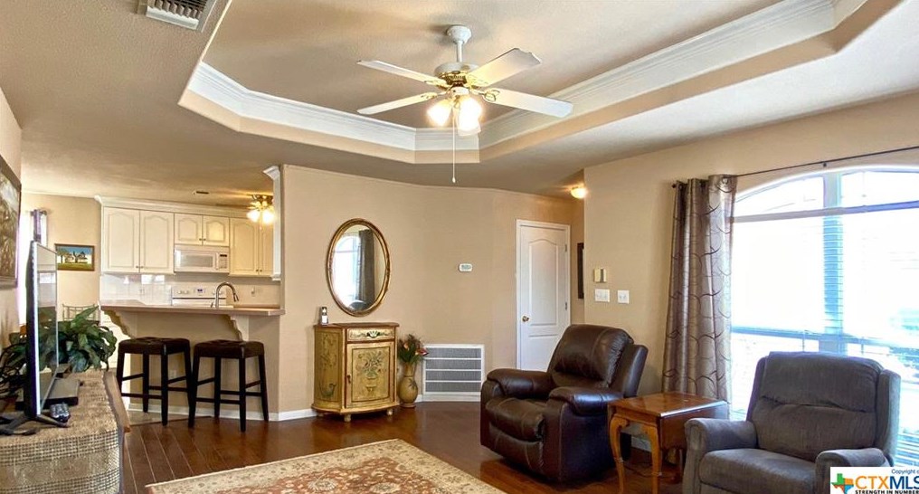 216 Dogwood Dr, New Braunfels TX 78130-4899 exterior