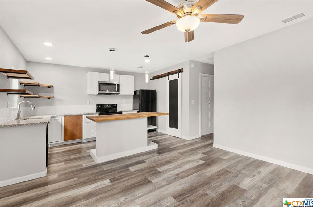 1848 Bridge St, New Braunfels TX  78130-8002 exterior