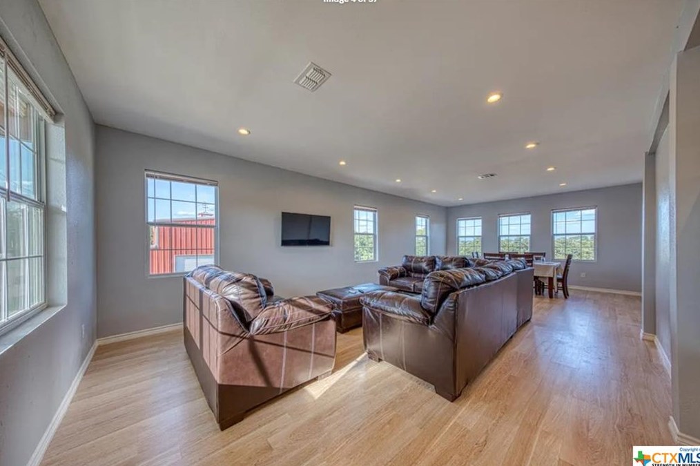 729 Clay Ridge, New Braunfels, TX 78133