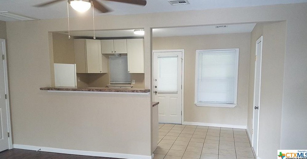 1009 S 51st St, Temple, TX 76504