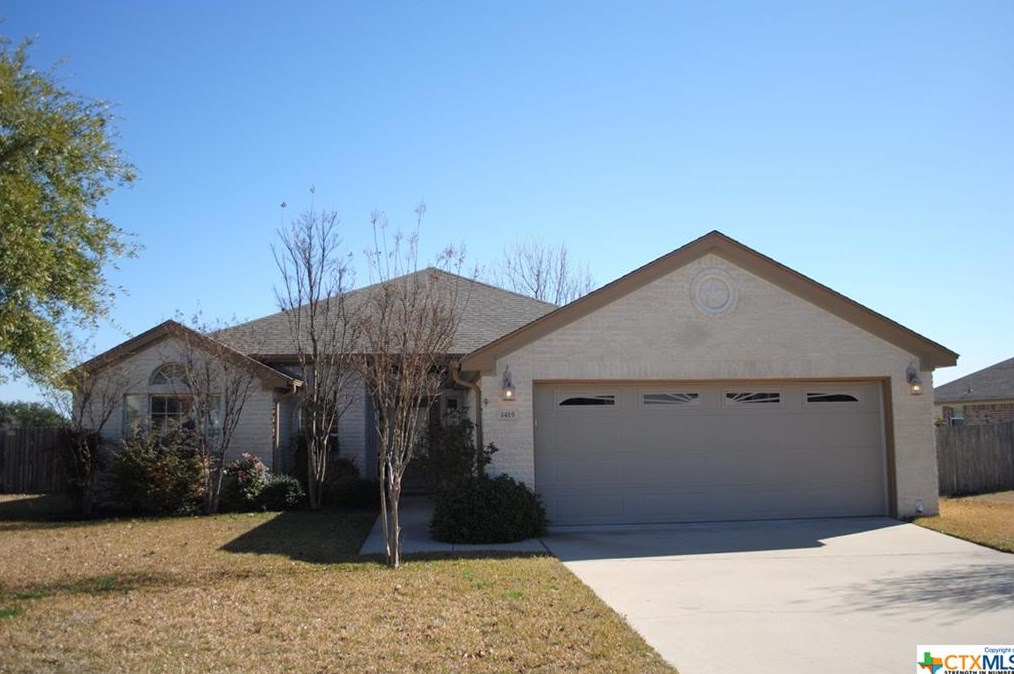 1415 Loving Trl, Morgans Point, TX 76513