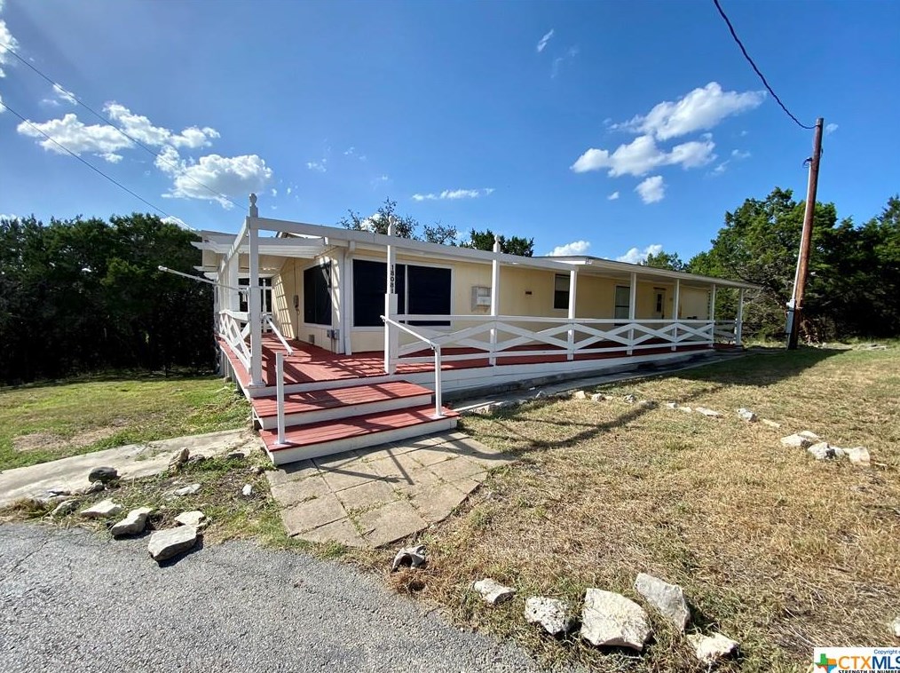 1808 Mciver #b, New Braunfels, TX 78133
