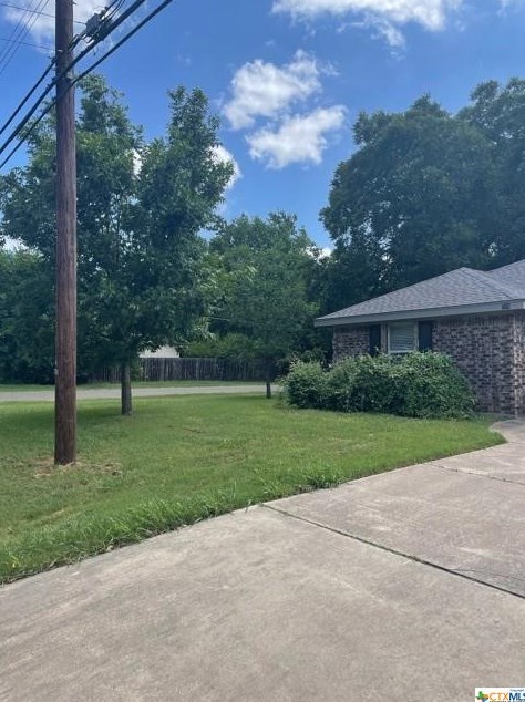 304 1st St, Nolanville, TX 76559-4321